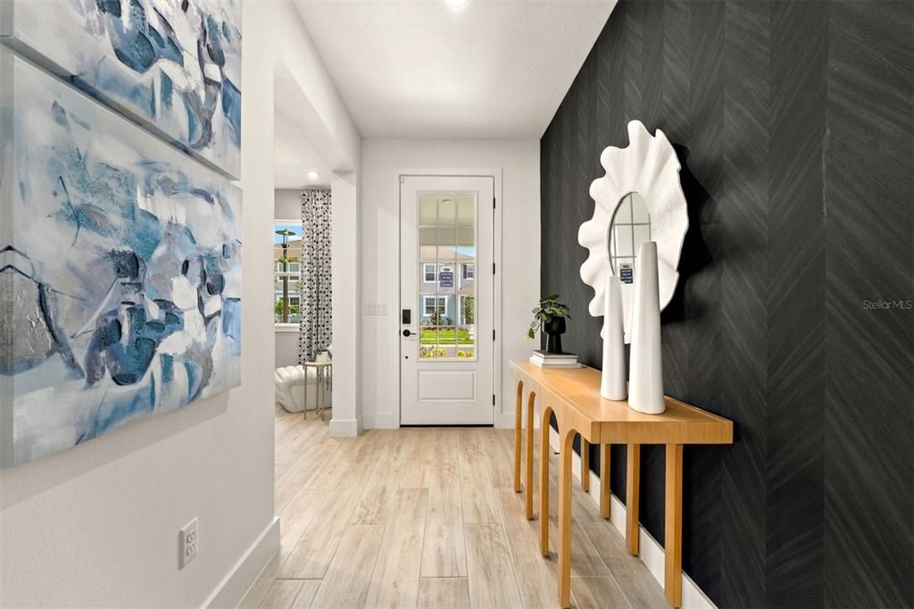 Interior, Recessed Lighting, Wood Texture Flooring