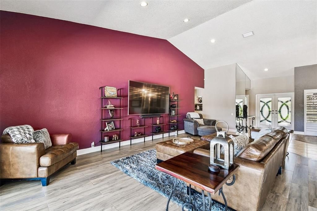 Interior, Living room, Recessed Lighting, Wood Texture Flooring