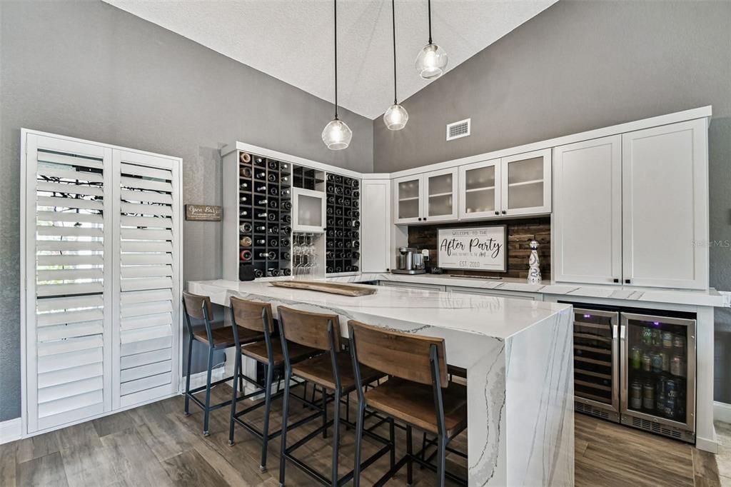 Interior, Pendant Lights, Wood Texture Flooring