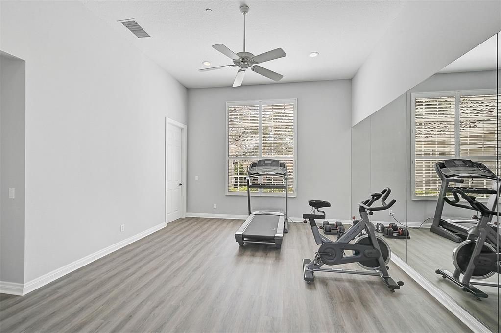 Fitness Equipment, Interior, Recessed Lighting, Wood Texture Flooring