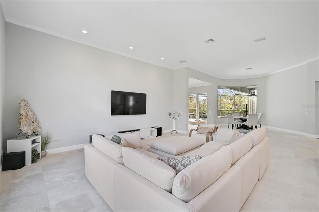 Dining room, Interior, Living room, Recessed Lighting