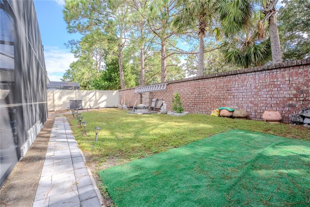 Backyard, Exterior