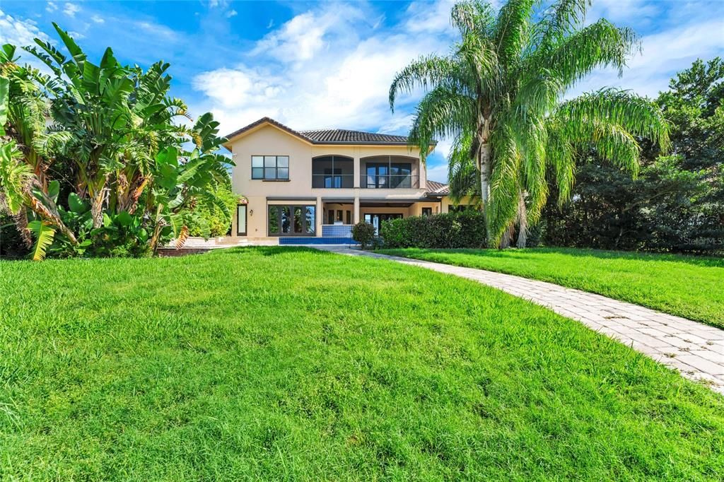 Backyard, Exterior