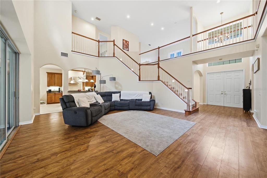 Interior, Living room, Recessed Lighting, Wood Texture Flooring