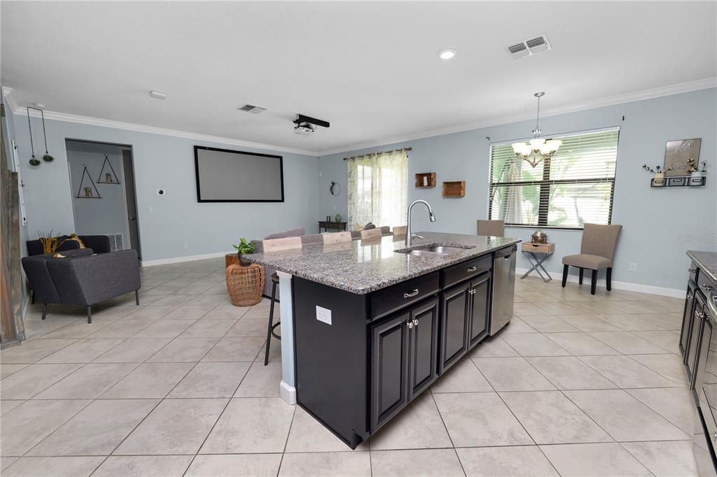 Chandelier, Dining room, Interior, Kitchen, Recessed Lighting