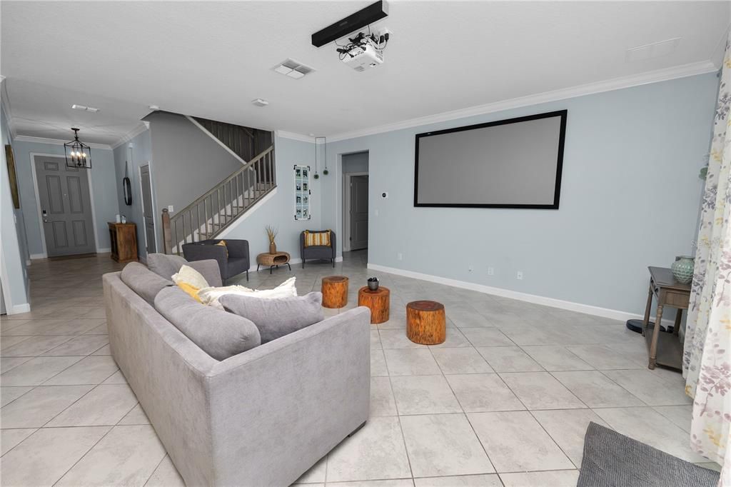 Interior, Living room, Pendant Lights, Projection Screen