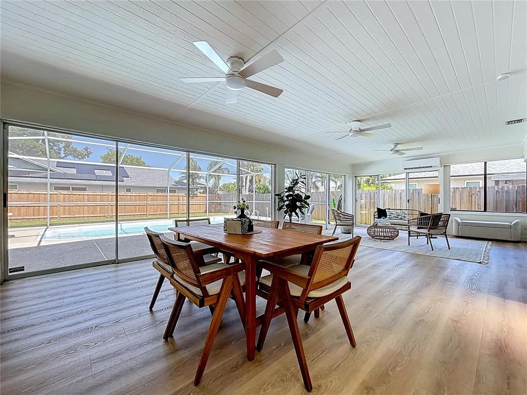 Dining room, Interior, Sun Room, Wood Texture Flooring