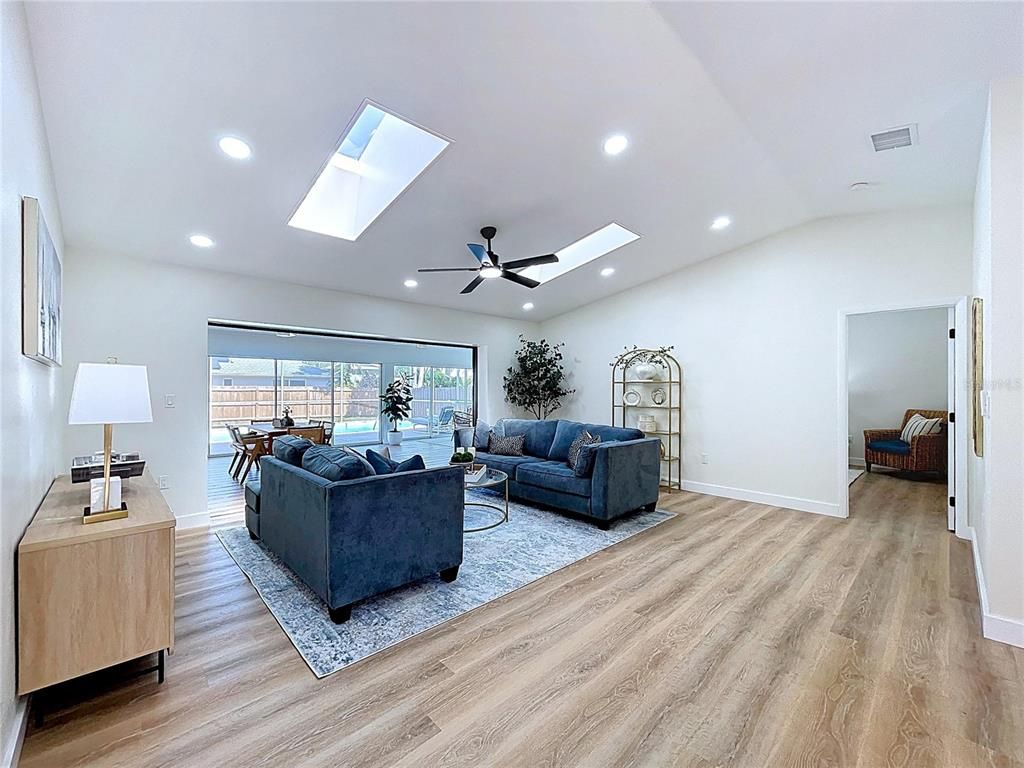 Interior, Living room, Recessed Lighting, Wood Texture Flooring