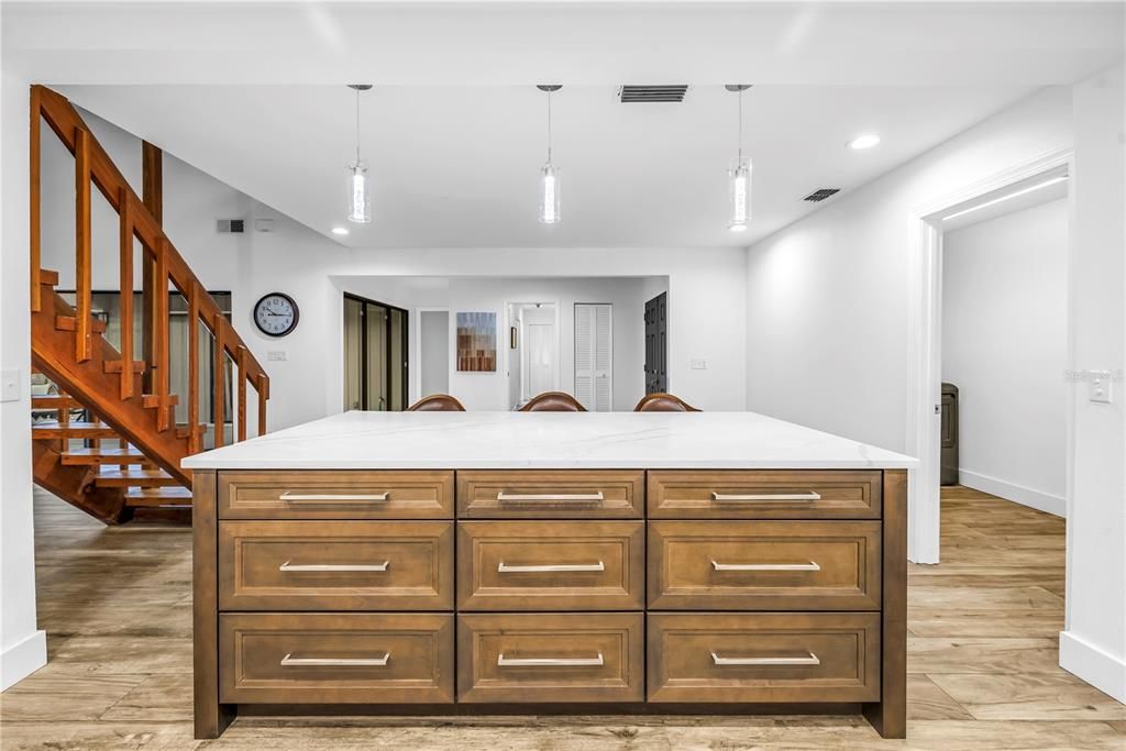 Interior, Pendant Lights, Recessed Lighting, Wood Texture Flooring