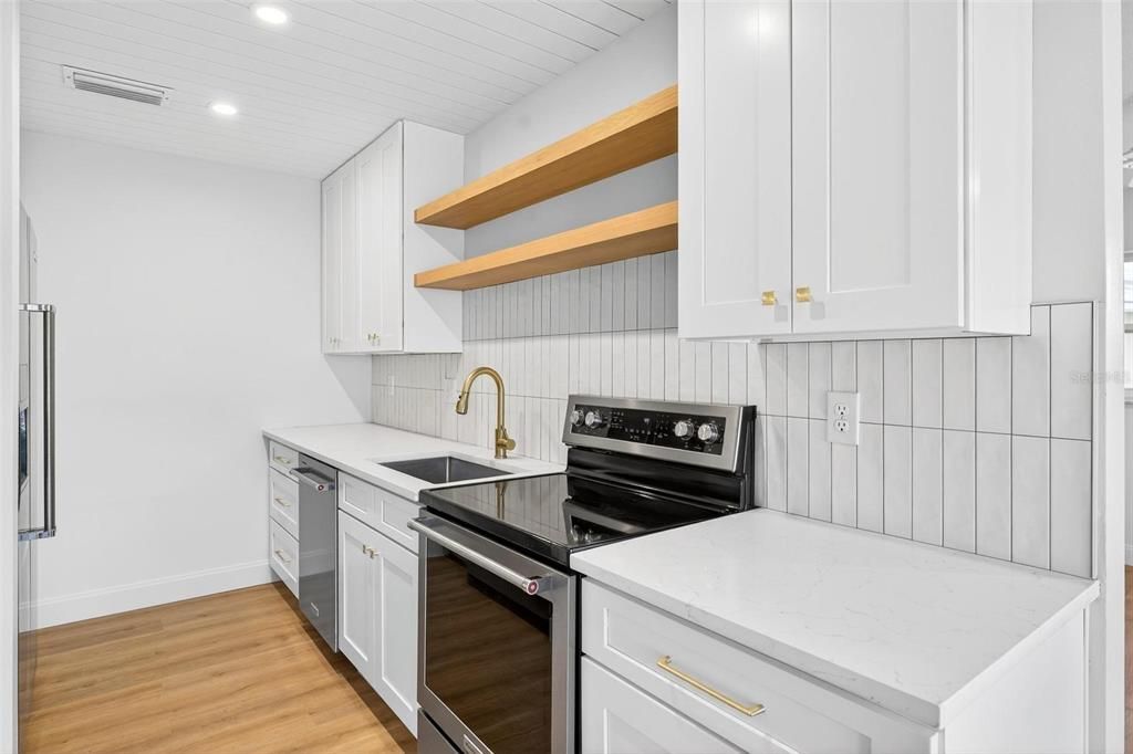 Interior, Kitchen, Recessed Lighting, Wood Texture Flooring