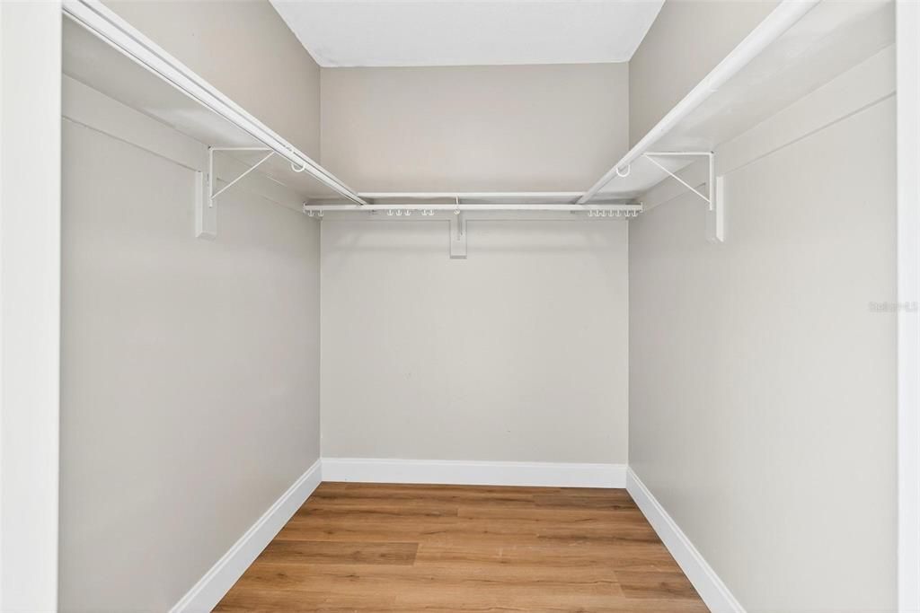 Interior, Walk-in Closets, Wood Texture Flooring