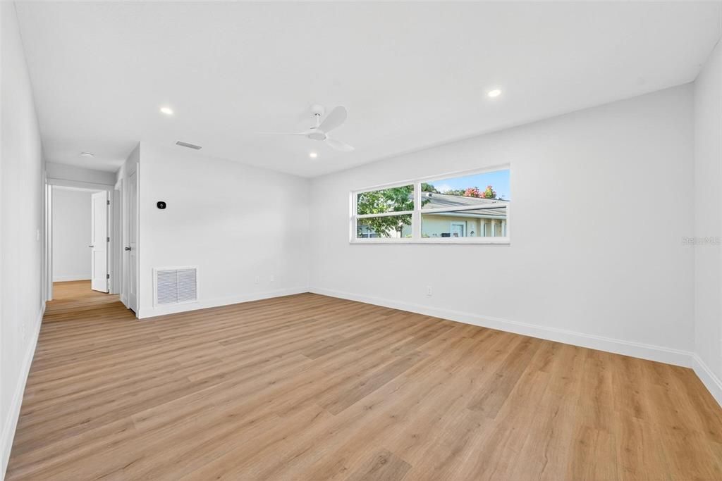Empty room, Interior, Recessed Lighting, Wood Texture Flooring