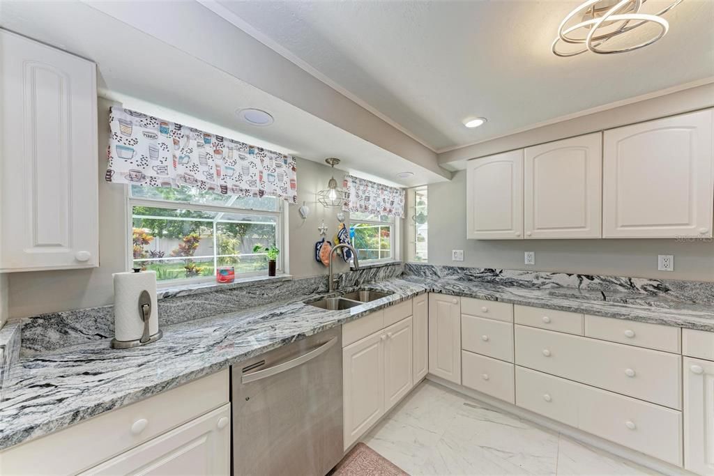 Interior, Kitchen, Marble, Recessed Lighting