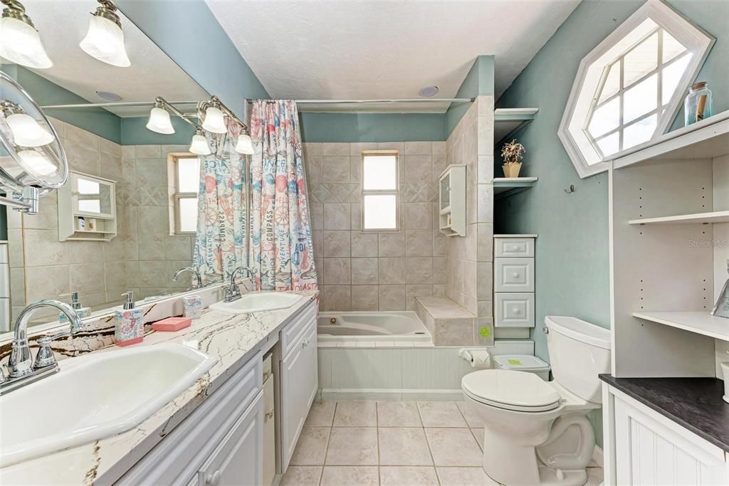 Bathroom, Dual Sink Vanities, Interior