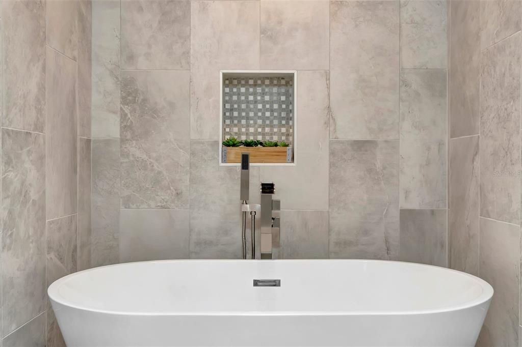 Bathroom, Free Standing Baths, Interior, Marble Walls