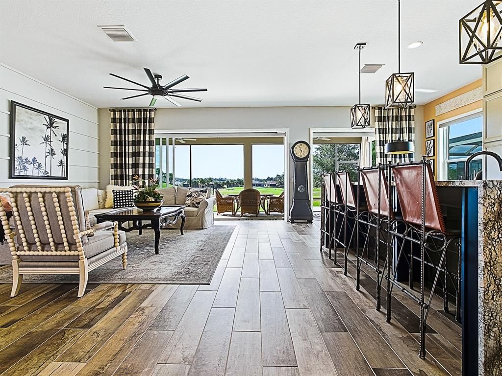 Interior, Living room, Pendant Lights, Recessed Lighting, Wood Texture Flooring