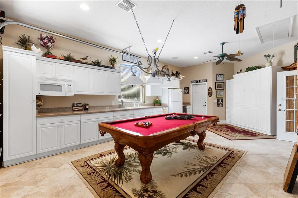 Billiard Table, Game Room, Interior, Recessed Lighting