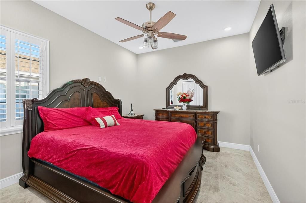 Bedroom, Interior, Recessed Lighting