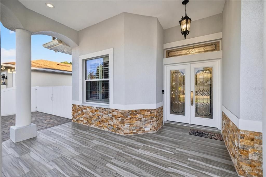 Exterior, Pendant Lights