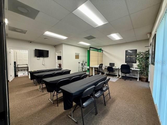 Dining room, Interior, Recessed Lighting