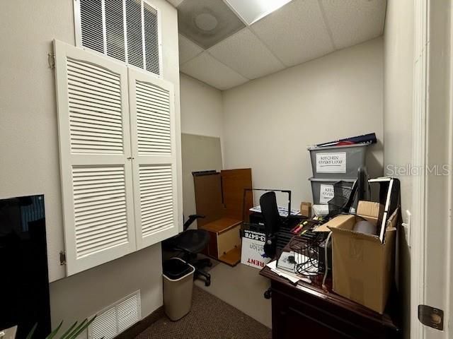 Home Office, Interior