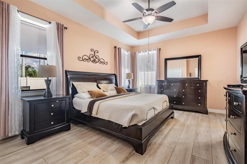 Bedroom, Interior, Pendant Lights, Wood Texture Flooring