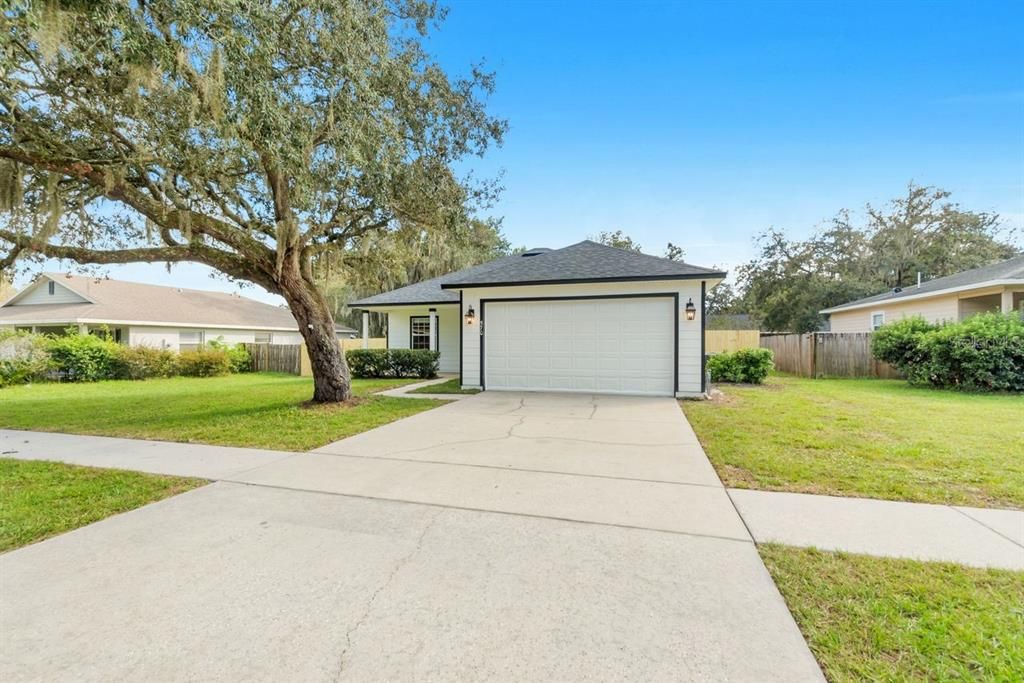 Attached, Backyard, Exterior, Facade, Ranch