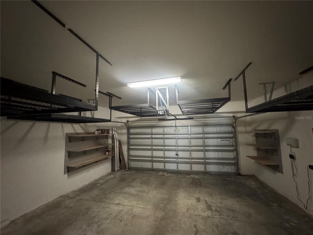 Garage, Interior