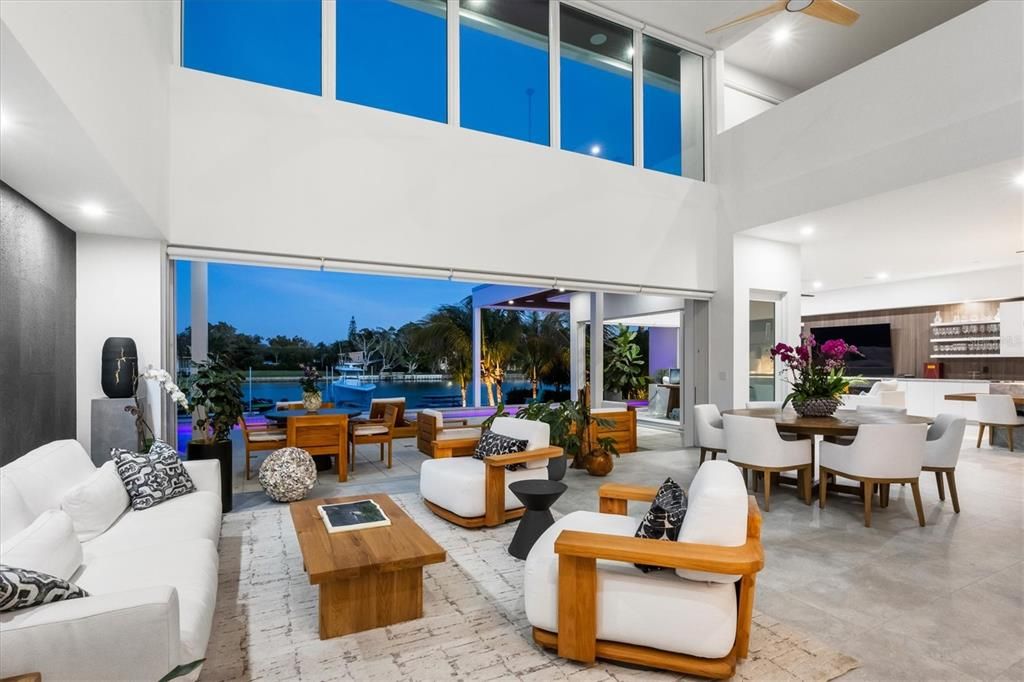 Dining room, Interior, Living room, Recessed Lighting, Water