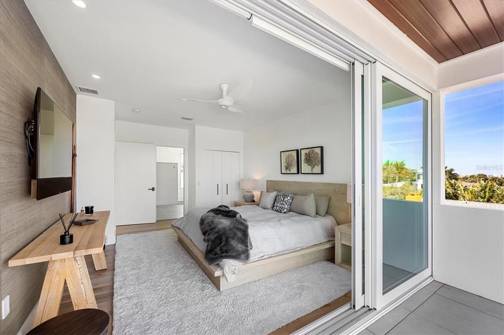 Bedroom, Interior, Recessed Lighting, Wooden Ceilings, Wood Texture Flooring