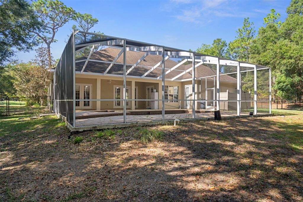Backyard, Exterior