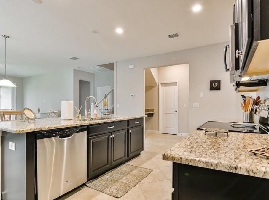 Interior, Kitchen, Pendant Lights, Recessed Lighting, Stainless Steel Appliances