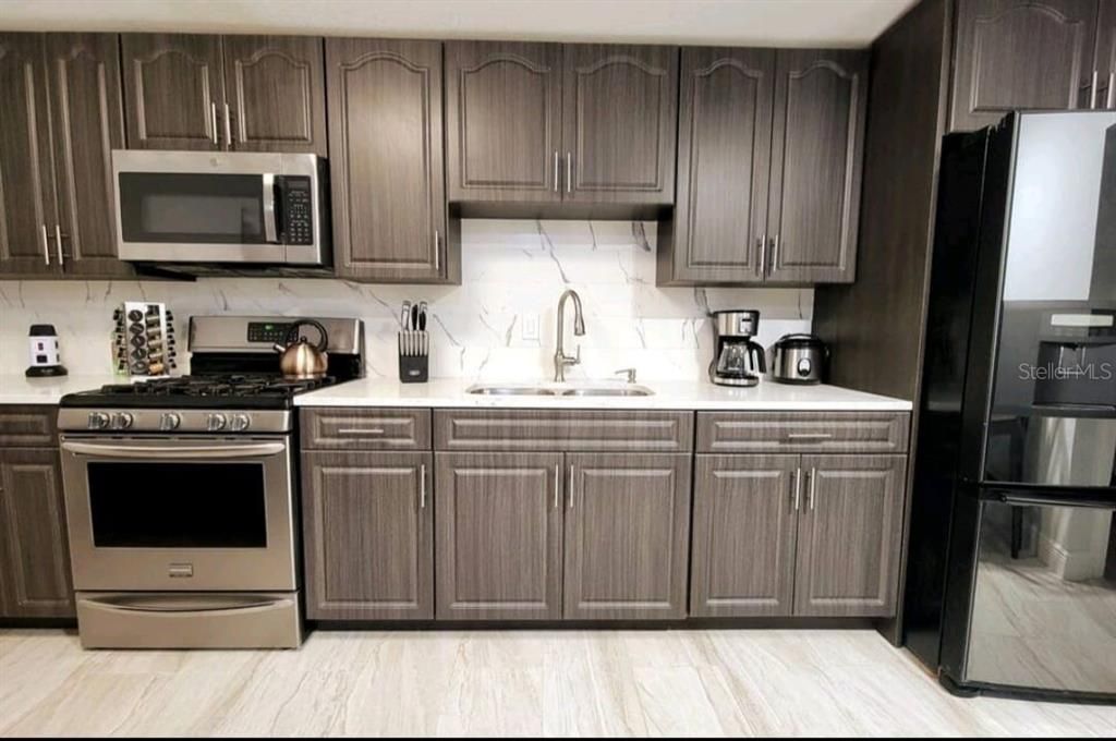 Interior, Kitchen, Marble, Stainless Steel Appliances, Wood Texture Flooring