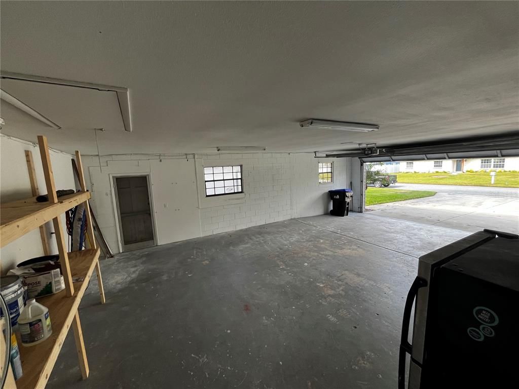 Garage, Interior