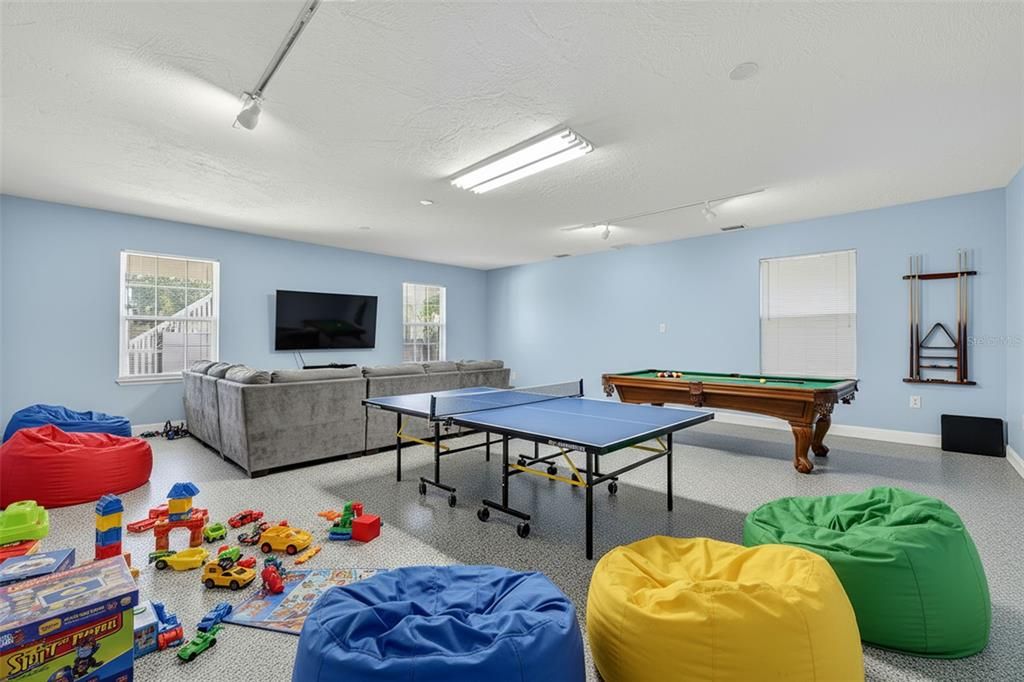 Billiard Table, Game Room, Interior, Living room