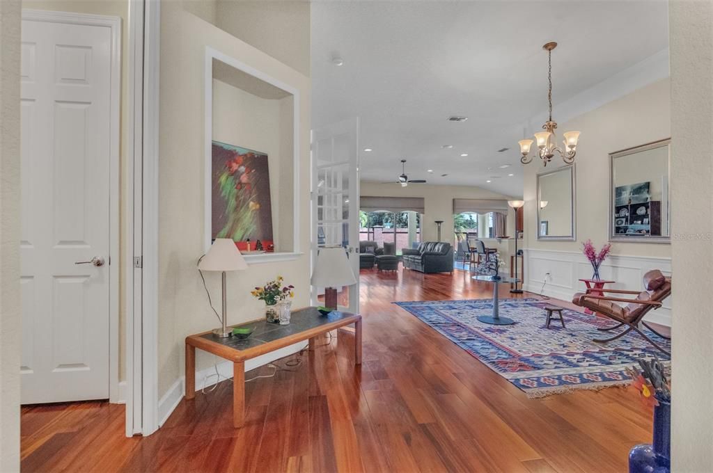 Chandelier, Interior, Living room, Pendant Lights, Recessed Lighting, Wood Texture Flooring
