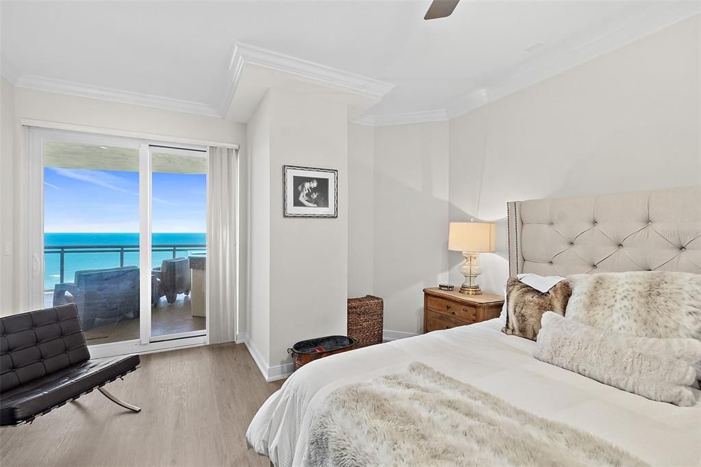 Bedroom, Interior, Water, Wood Texture Flooring
