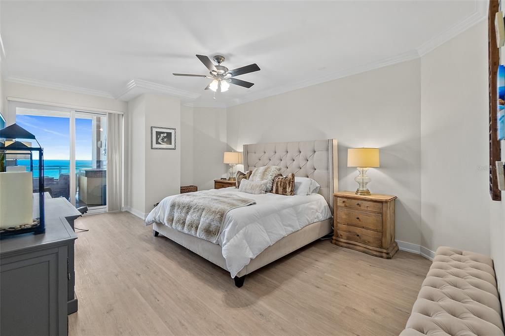 Bedroom, Interior, Water, Wood Texture Flooring