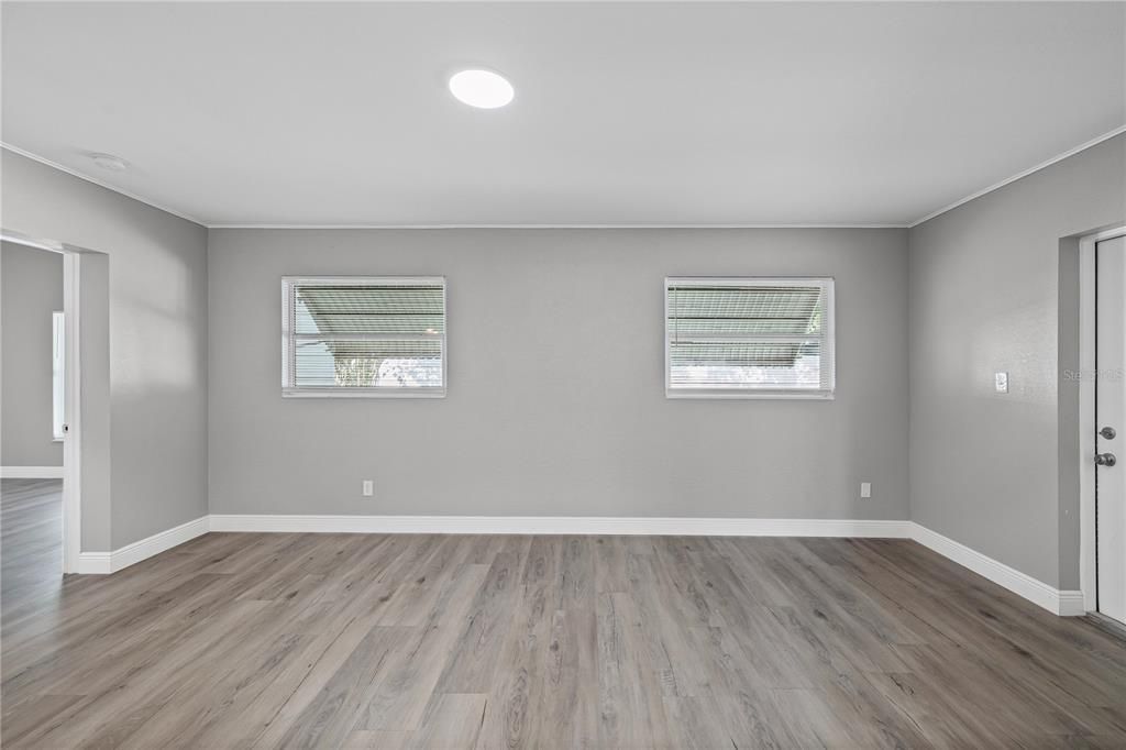 Empty room, Interior, Recessed Lighting, Wood Texture Flooring