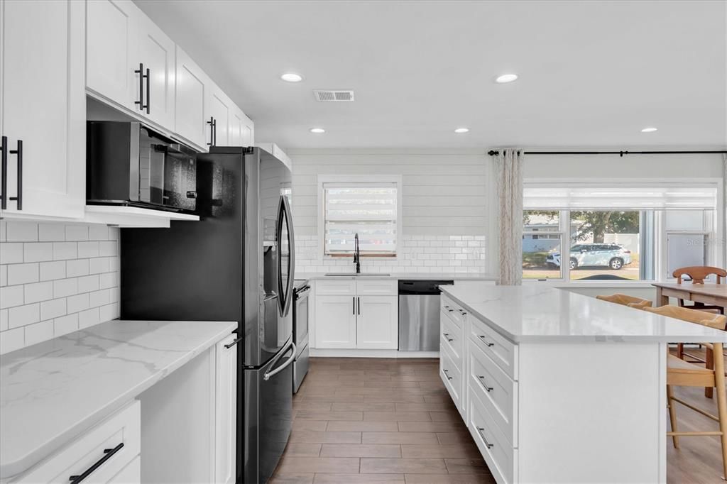 Dining room, Interior, Kitchen, Recessed Lighting, Wood Texture Flooring