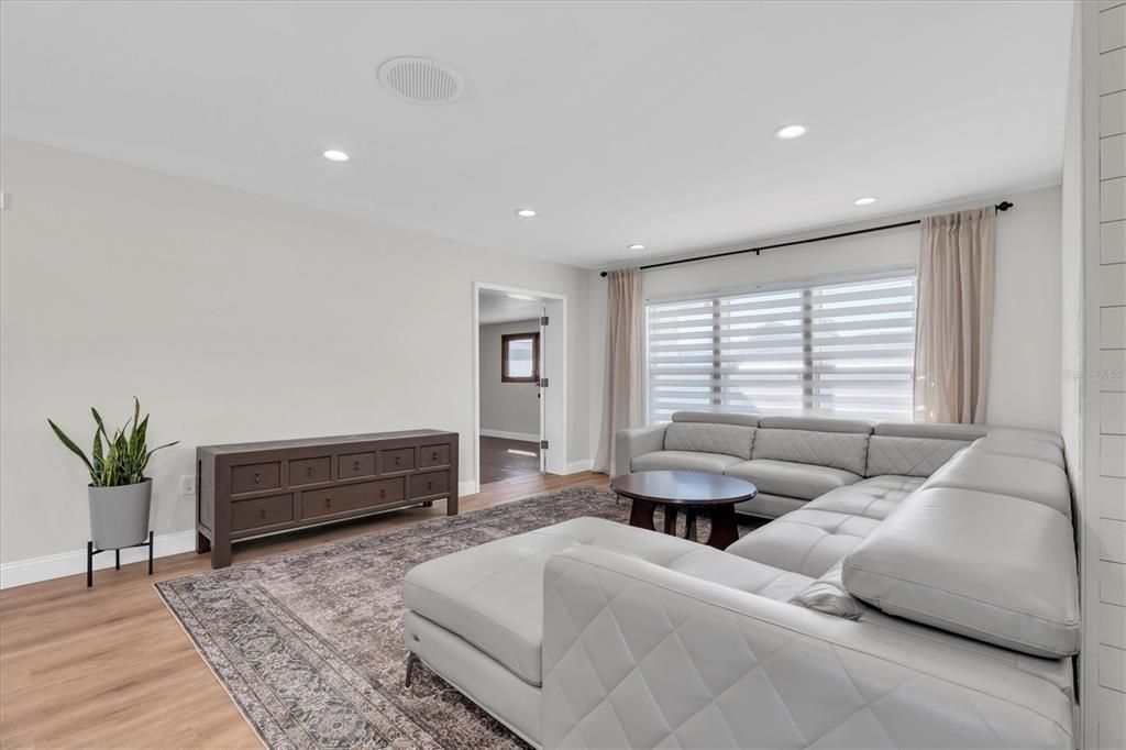 Interior, Living room, Recessed Lighting, Wood Texture Flooring