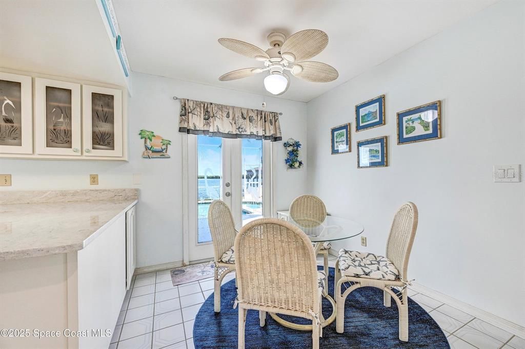 Dining room, Interior, Water