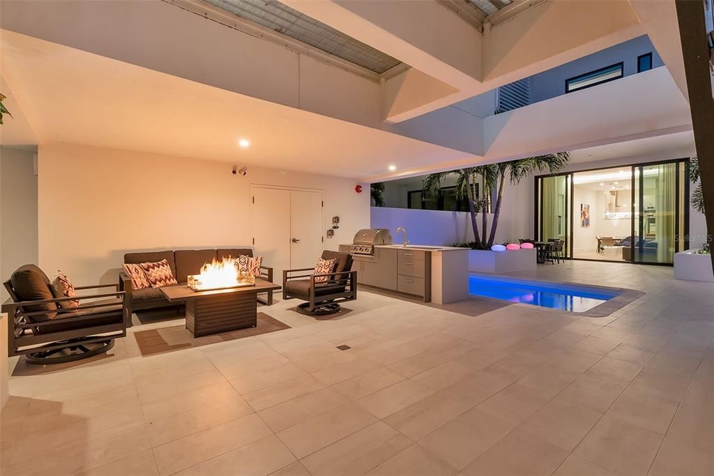 Interior, Pool, Recessed Lighting