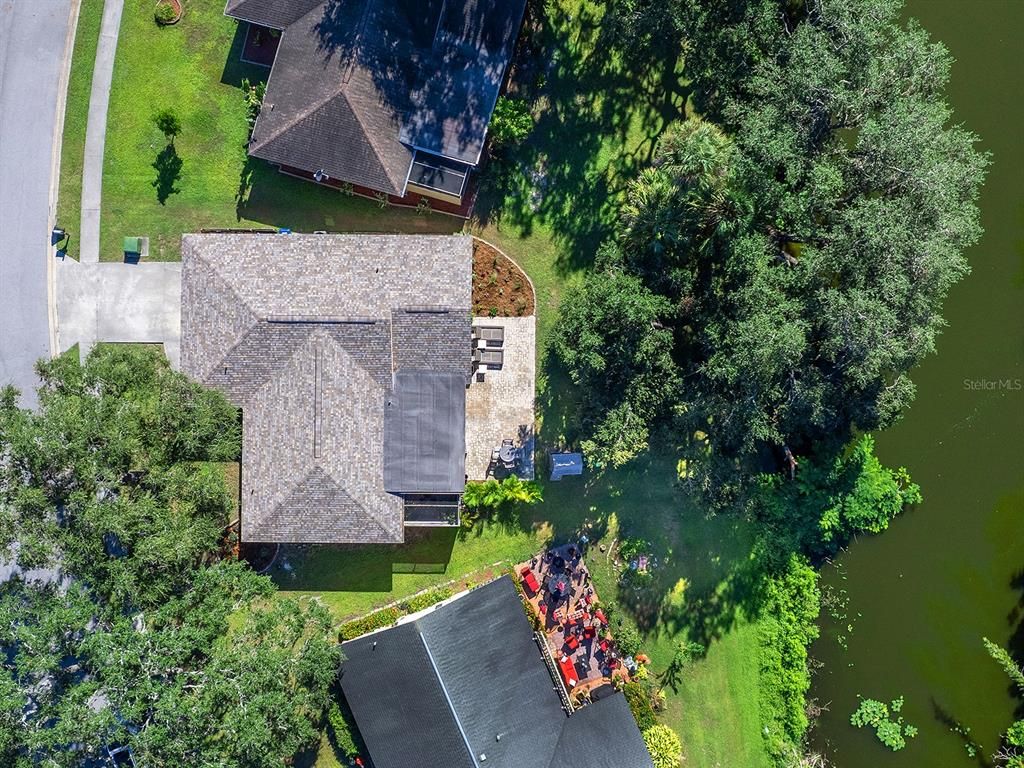 Exterior, Drone