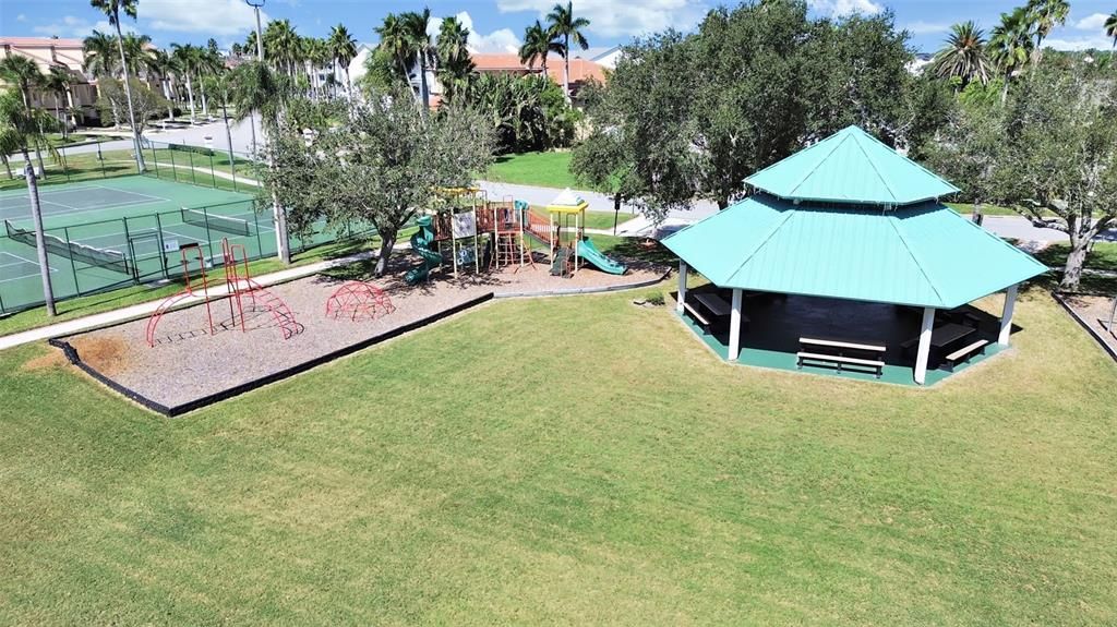 Backyard, Exterior, Playground, Tennis Courts