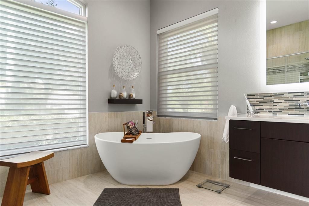 Bathroom, Free Standing Baths, Interior, Recessed Lighting, Wood Texture Flooring