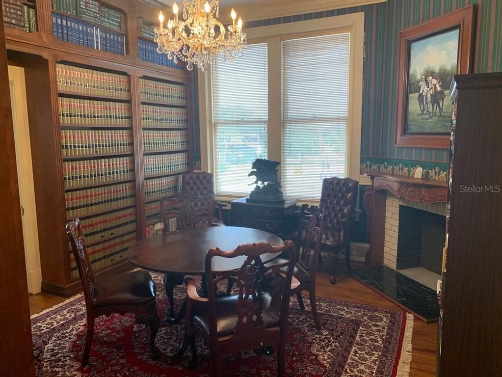Chandelier, Dining room, Fireplace, Interior, Wood Texture Flooring