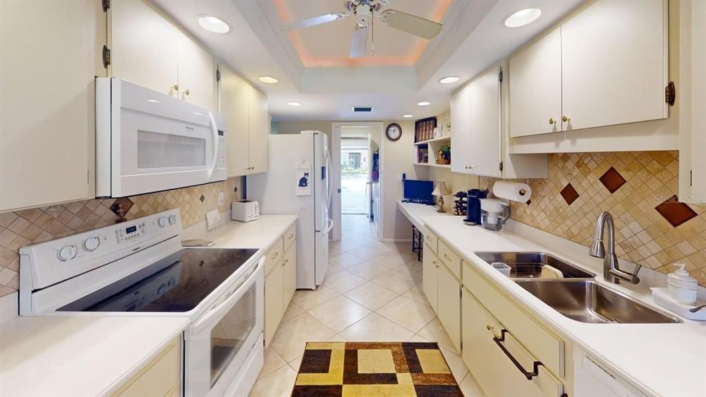 Interior, Kitchen, Recessed Lighting