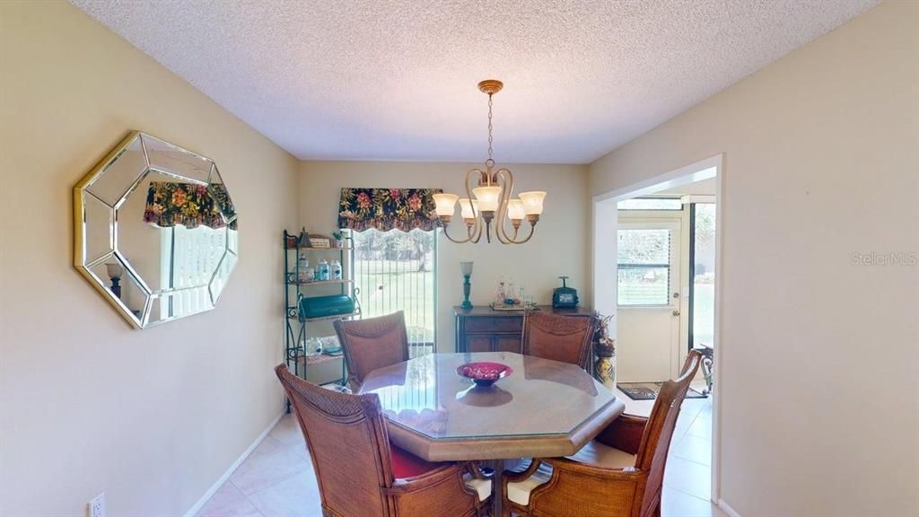 Chandelier, Dining room, Interior