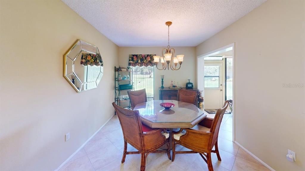 Chandelier, Dining room, Interior